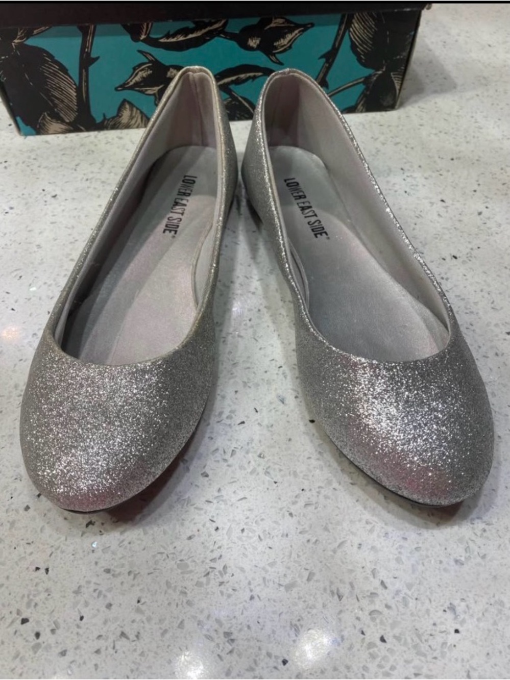 LOWER EAST SIDE Silver Glitter Ballet Flats
